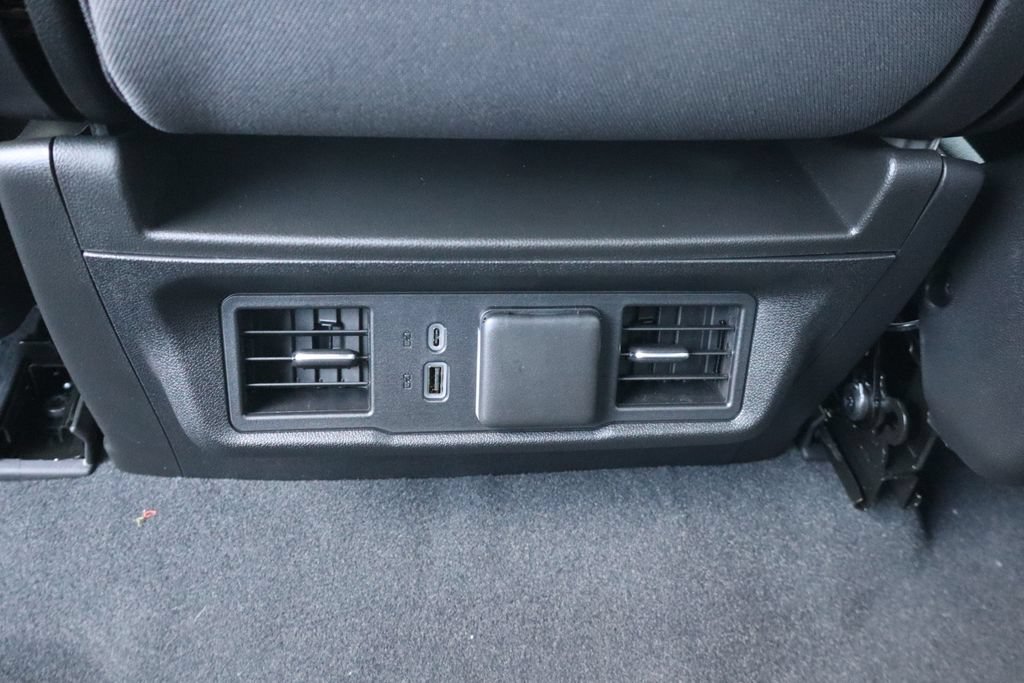 New 2026 Chevrolet Silverado 1500 LT w/ Z71 Off-Road Package AWD/4WD image 18