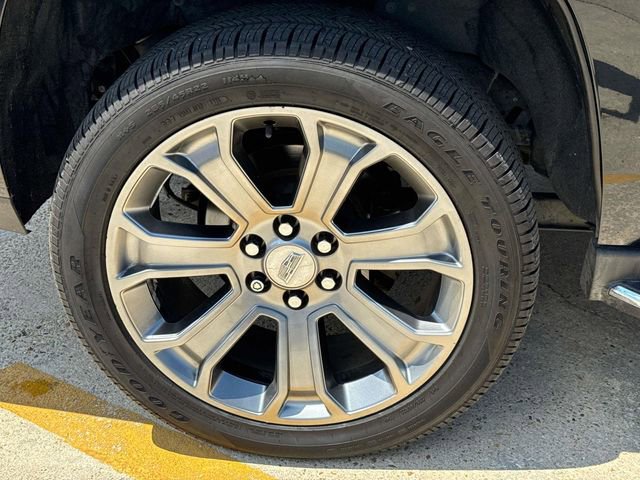 Used 2020 Cadillac Escalade Luxury RWD image 6