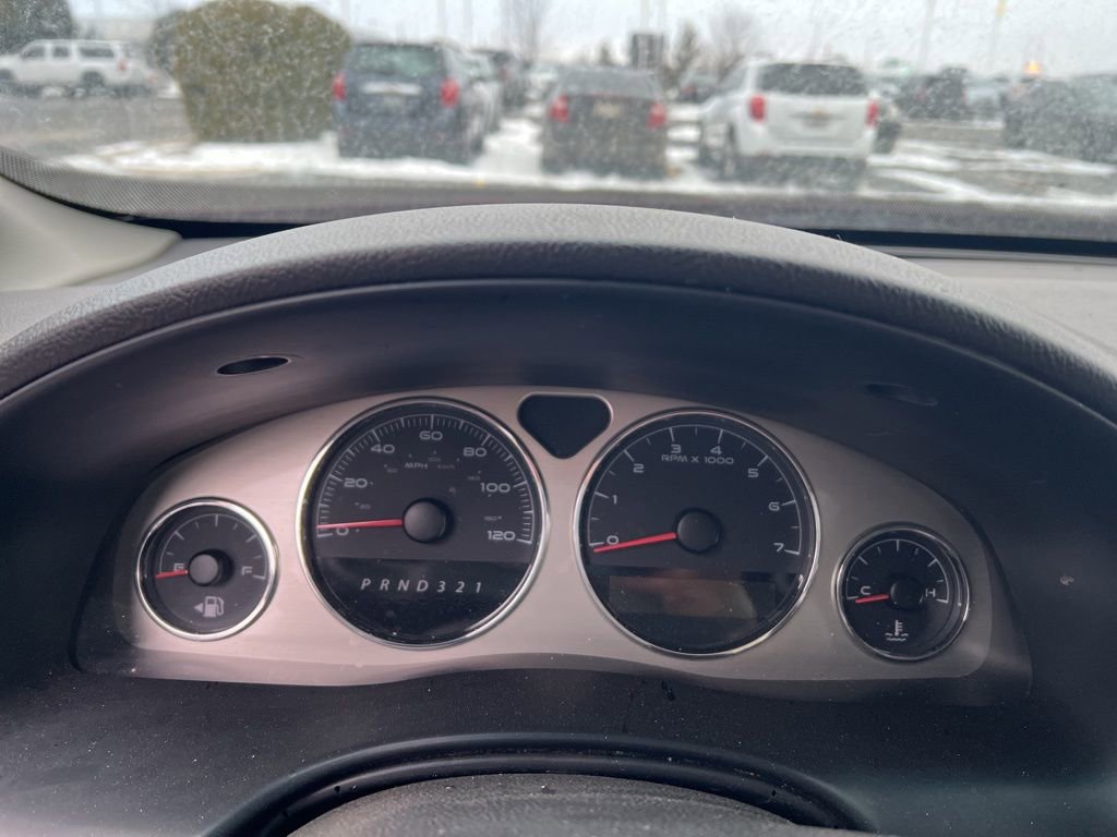 Used 2005 Pontiac Montana SV6 w/ Premium Convenience Package image 11