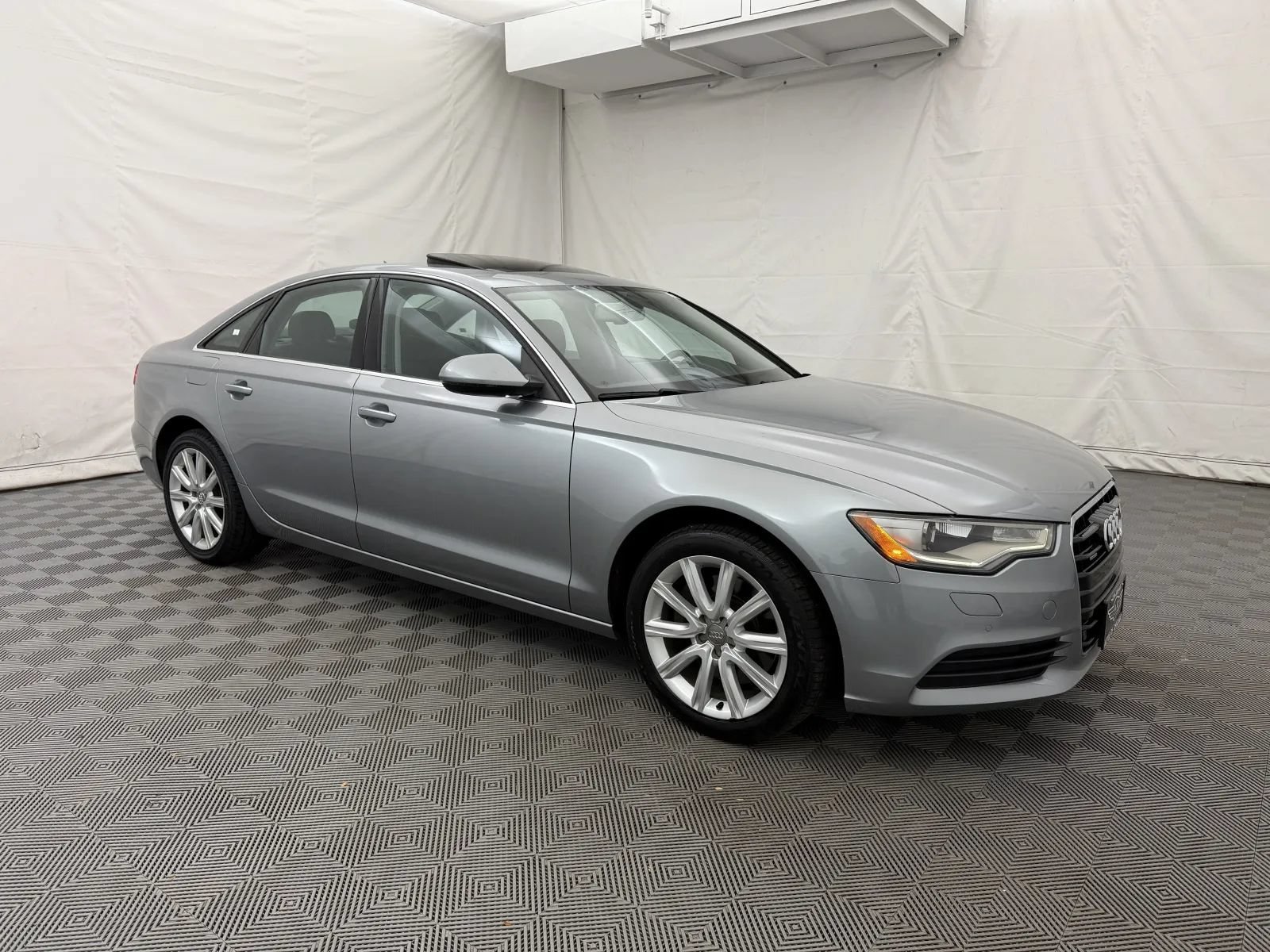 Used 2015 Audi A6 2.0T Premium Plus w/ Premium Plus Package AWD/4WD image 4