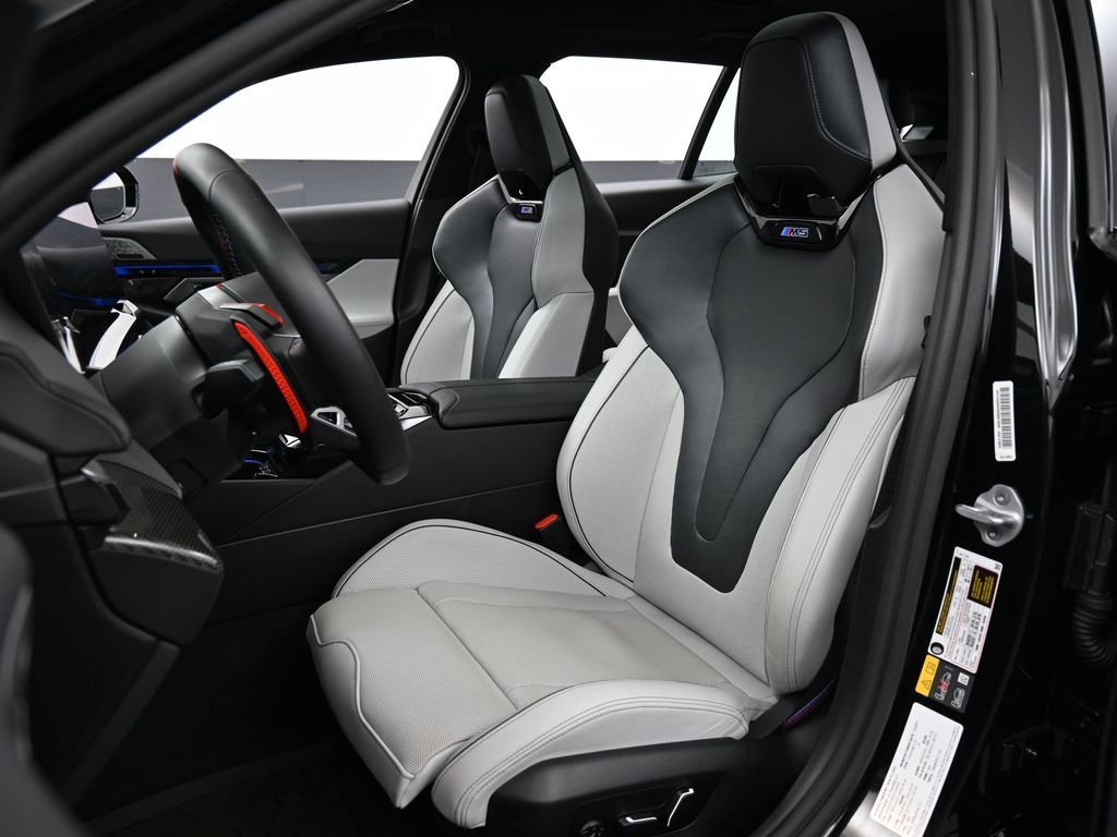 Used 2025 BMW M5 Touring image 5