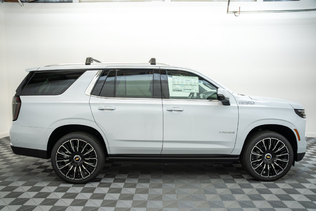 New 2026 Chevrolet Tahoe High Country AWD/4WD image 4