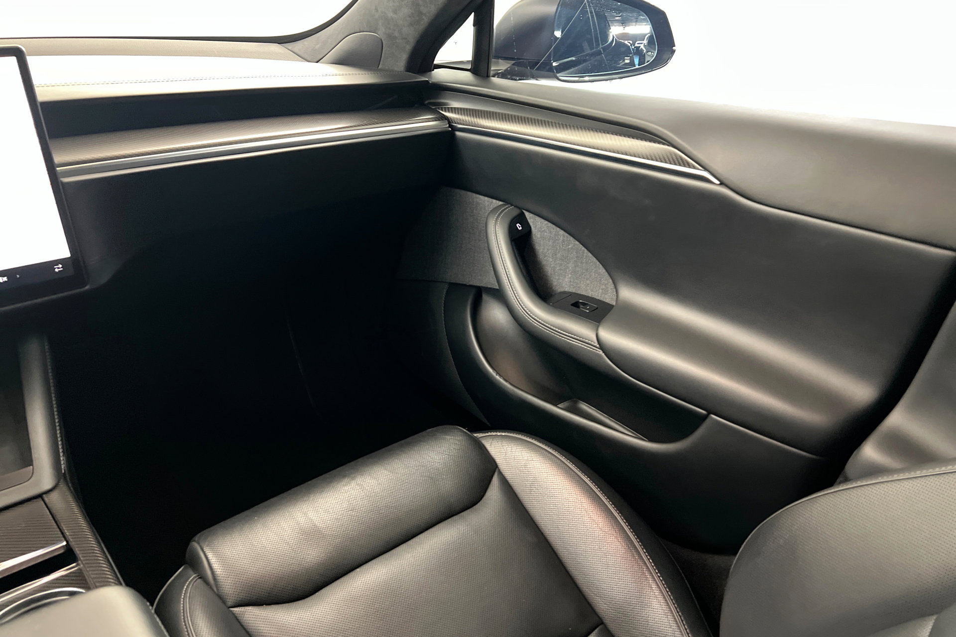 Used 2022 Tesla Model S Plaid AWD/4WD image 10