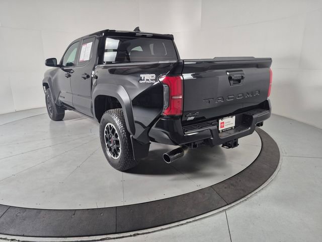 Certified 2024 Toyota Tacoma TRD Off-Road image 3