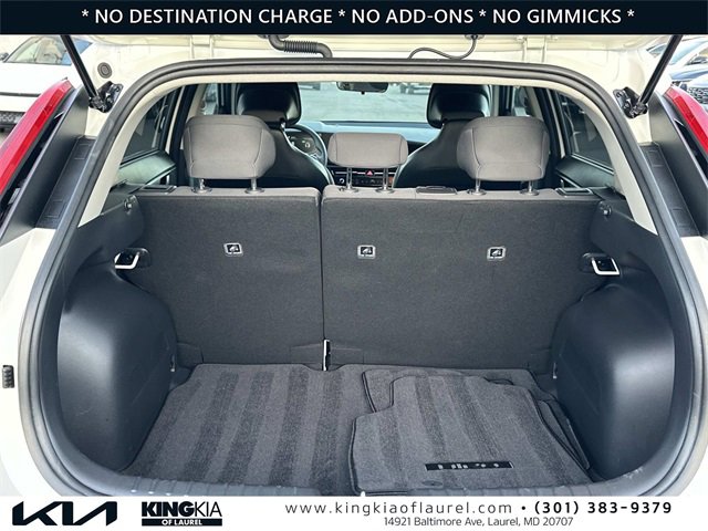 Used 2025 Kia Niro LX image 18