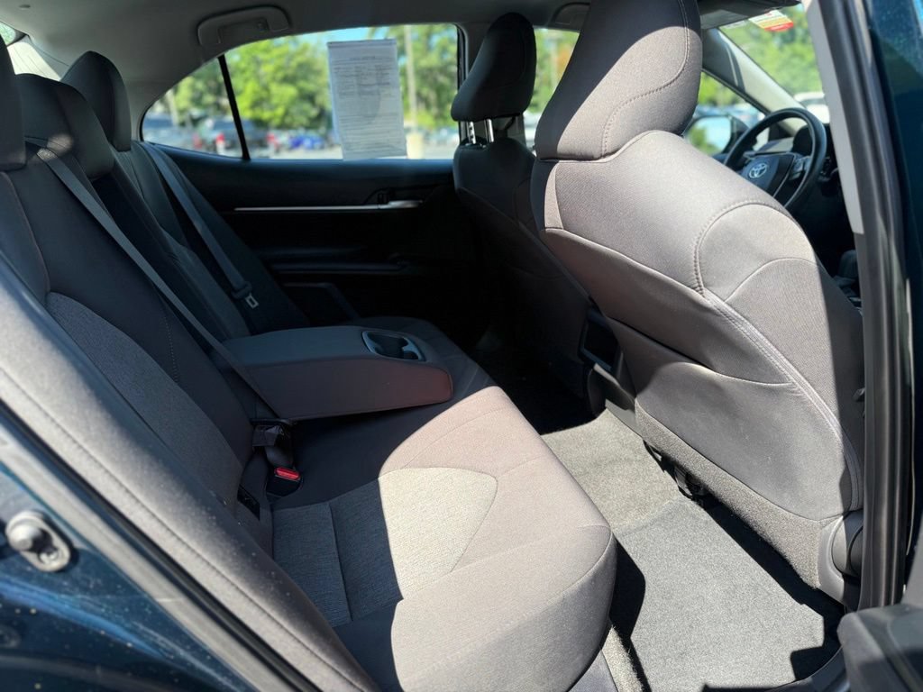 Used 2020 Toyota Camry LE w/ Convenience Package FWD image 19