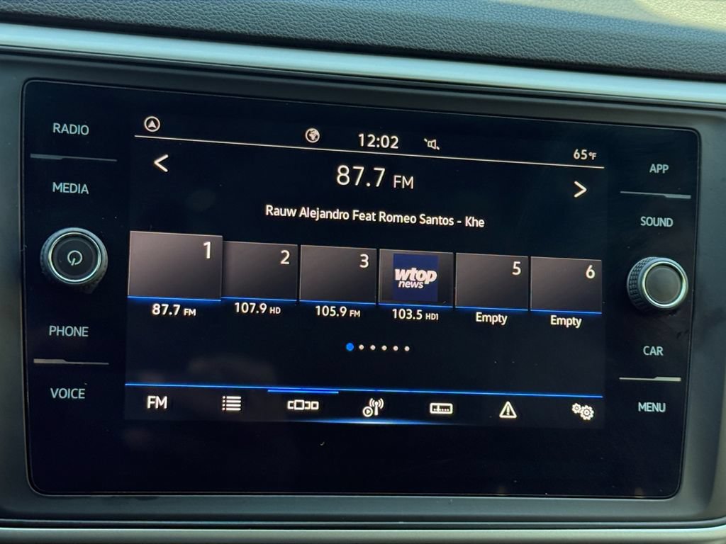 Used 2021 Volkswagen Atlas Cross Sport SE FWD image 14