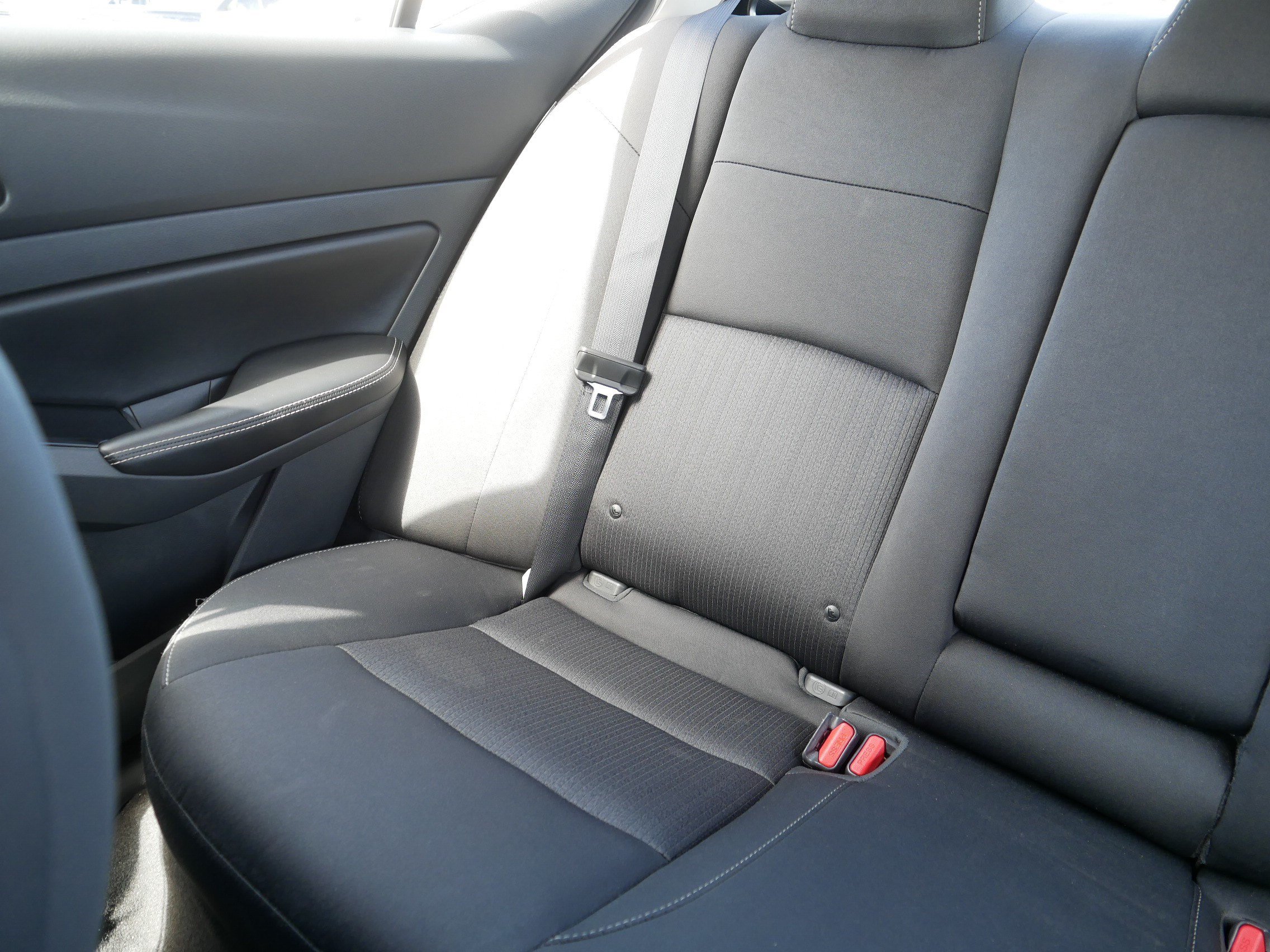 Used 2023 Nissan Altima 2.5 SV FWD image 12