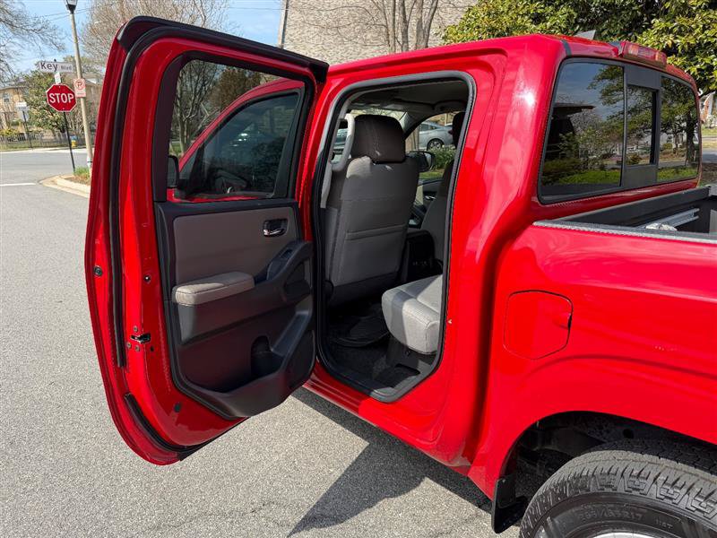 Used 2022 Nissan Frontier SV RWD image 19