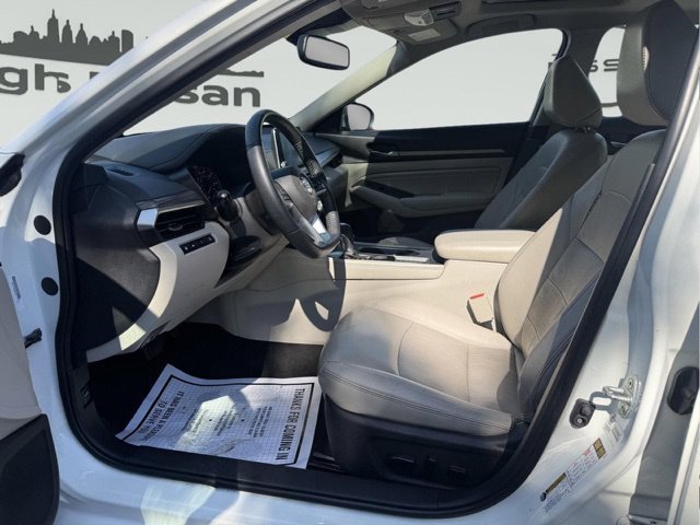 Certified 2019 Nissan Altima 2.5 Platinum AWD/4WD image 9