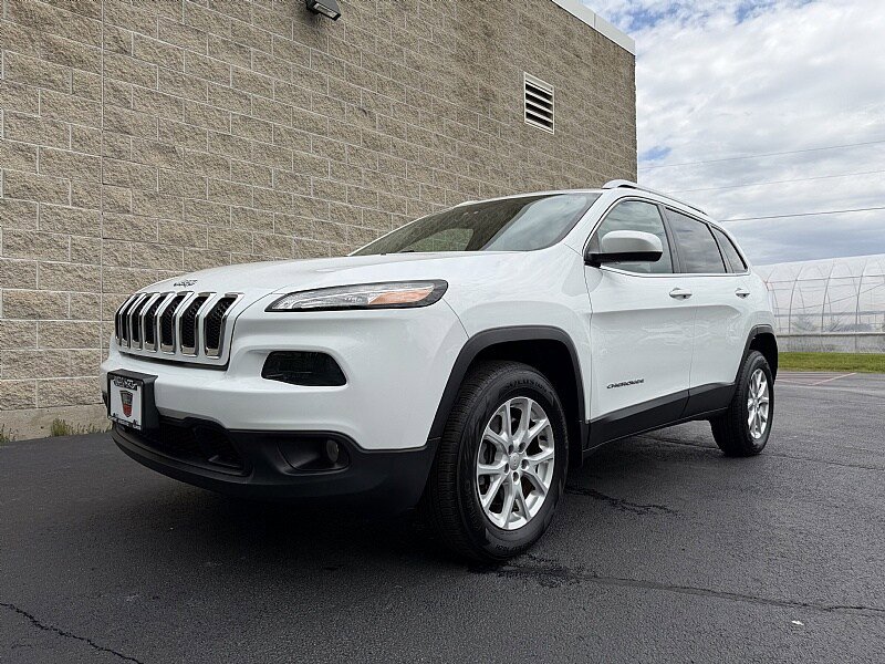 Used 2014 Jeep Cherokee Latitude AWD/4WD image 4