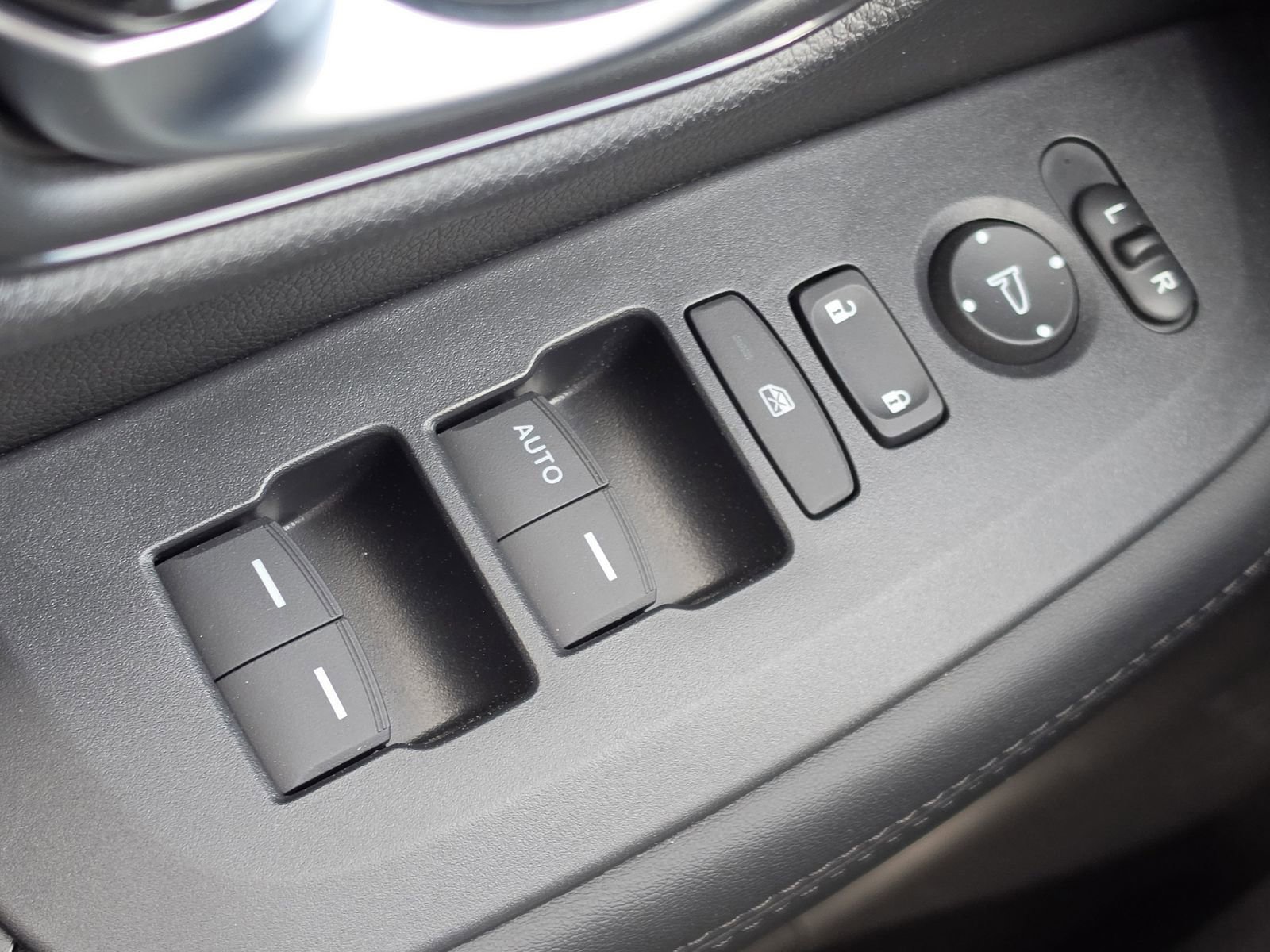 New 2026 Honda HR-V LX image 13