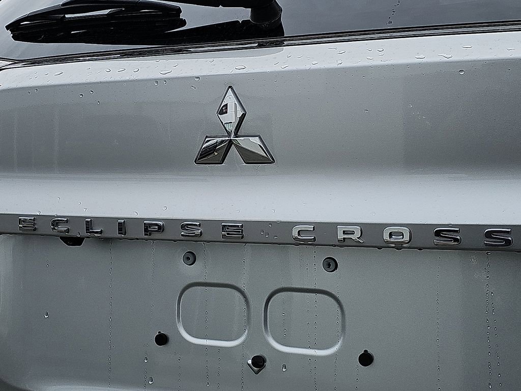 Used 2025 Mitsubishi Eclipse Cross SE image 32