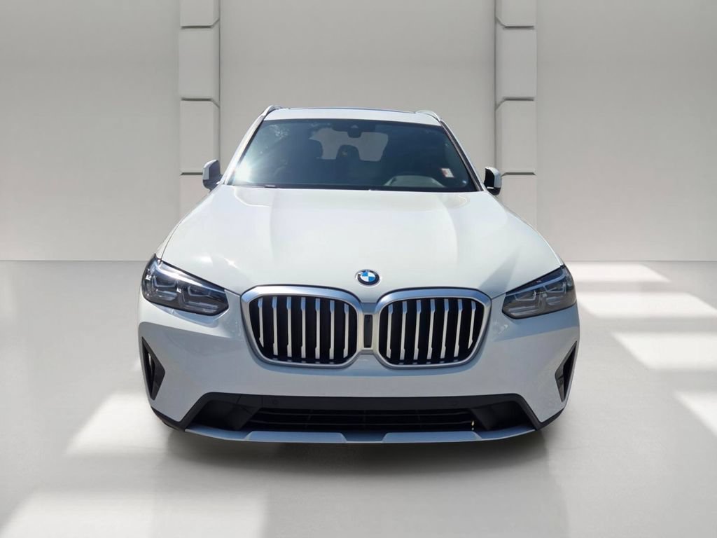 Used 2023 BMW X3 xDrive30i w/ Convenience Package AWD/4WD image 3