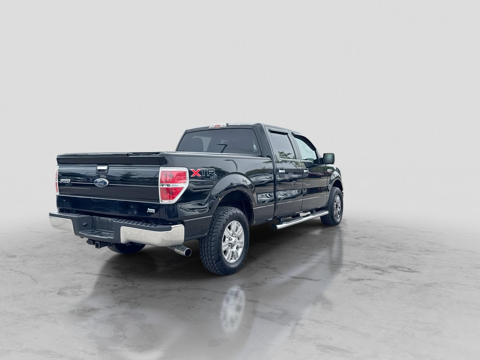 Used 2011 Ford F150 XLT w/ XTR Pkg AWD/4WD image 7