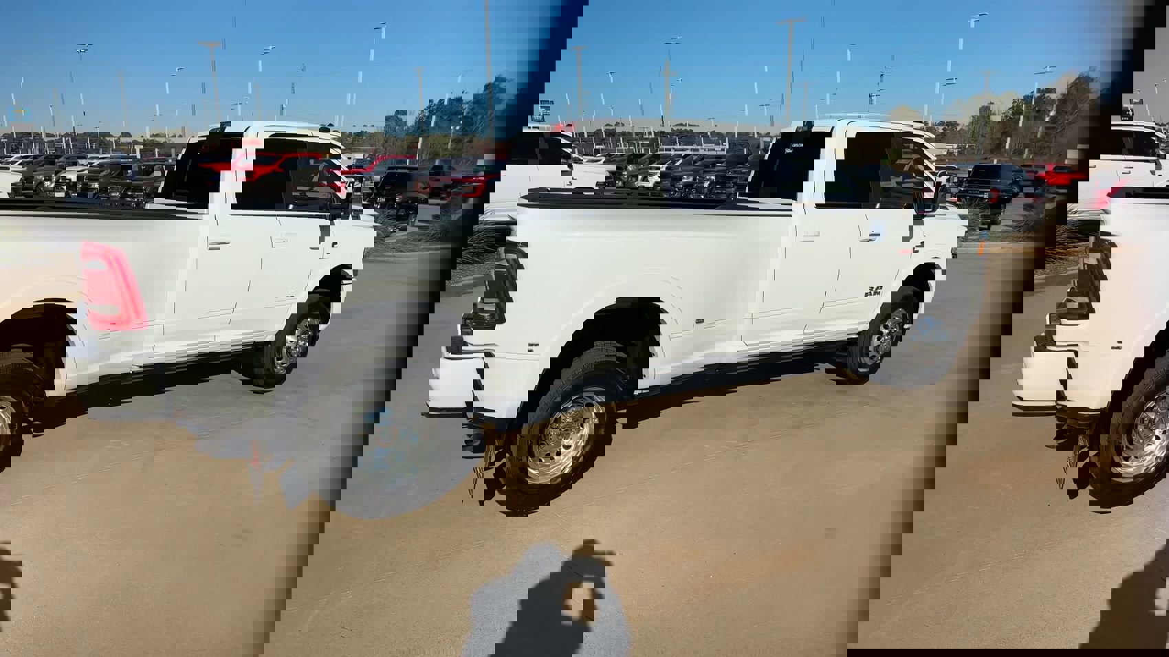 Used 2024 RAM 3500 Limited image 7