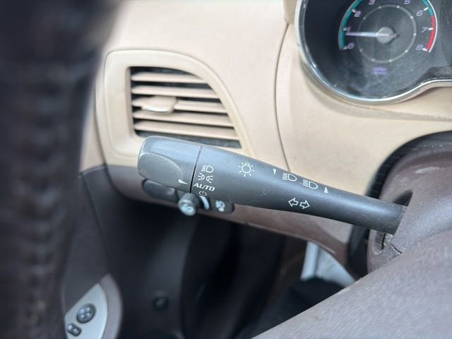 Used 2011 Chevrolet Malibu LTZ image 39