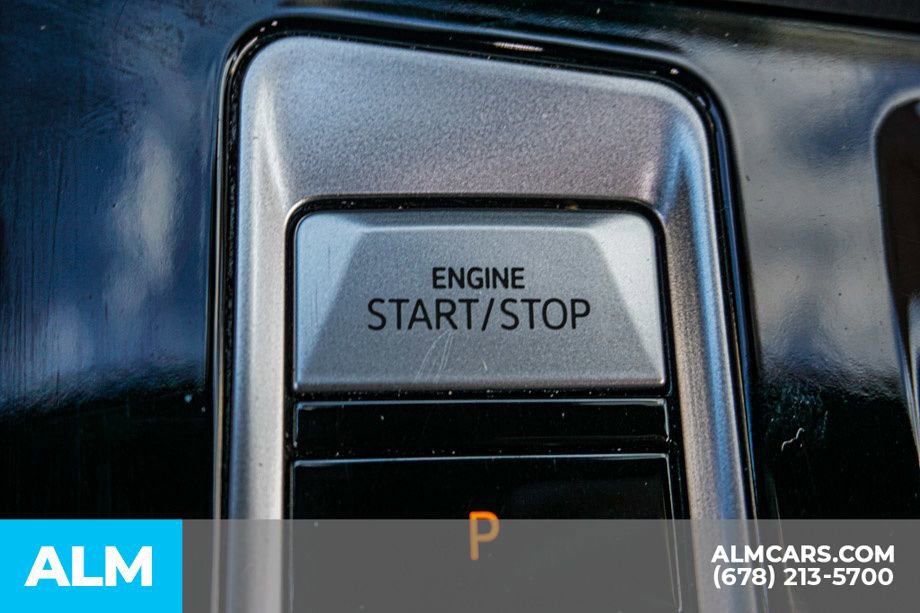 Used 2024 Volkswagen Atlas Cross Sport SE image 45