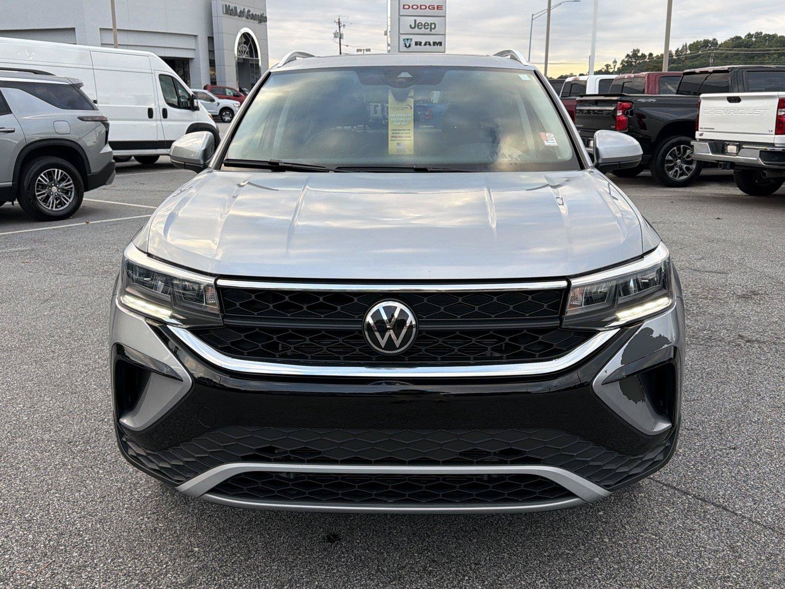 Used 2024 Volkswagen Taos SE FWD video 2