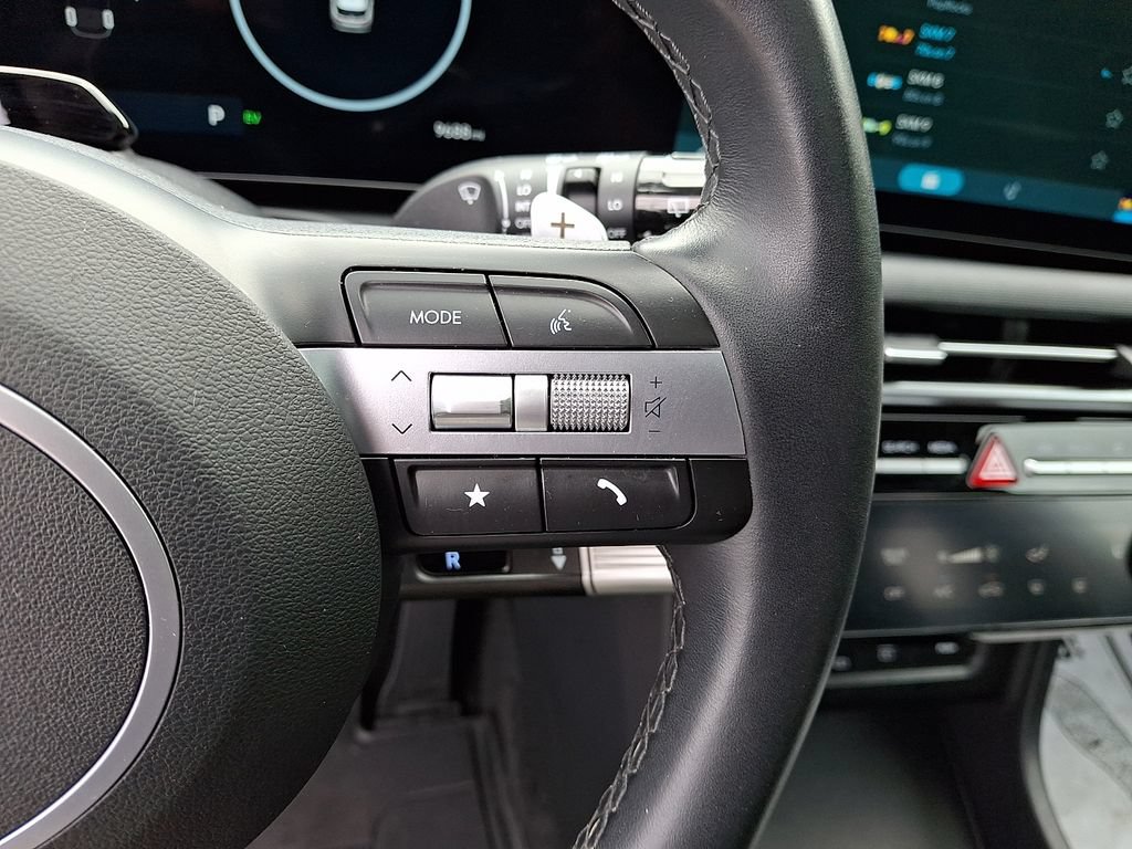 Certified 2025 Hyundai Tucson SEL AWD/4WD image 23
