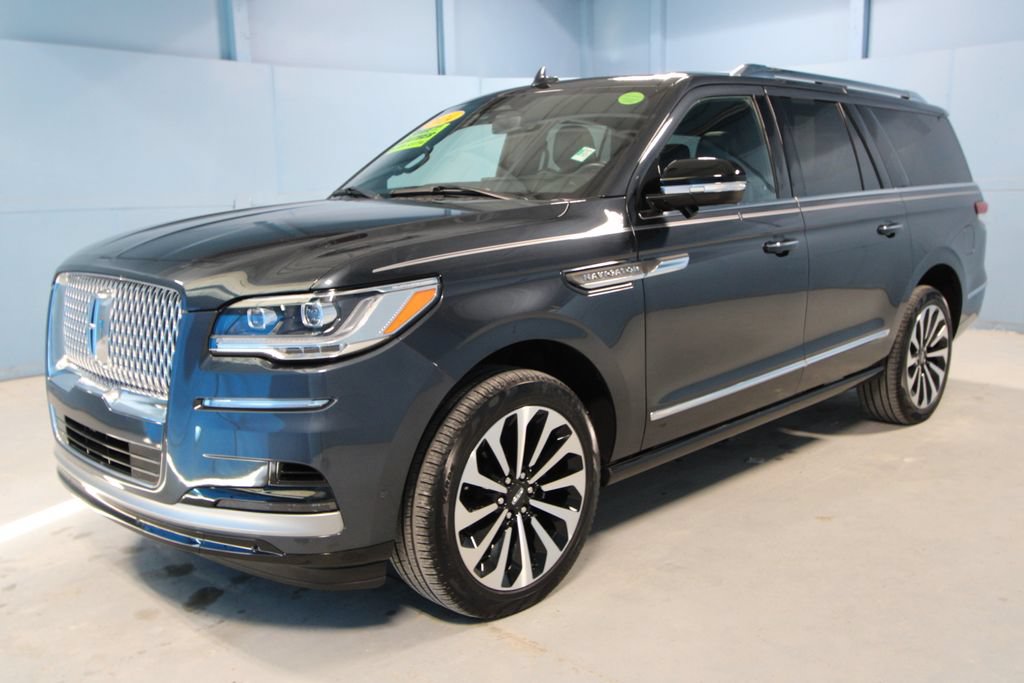 Used 2024 Lincoln Navigator L Reserve AWD/4WD image 31