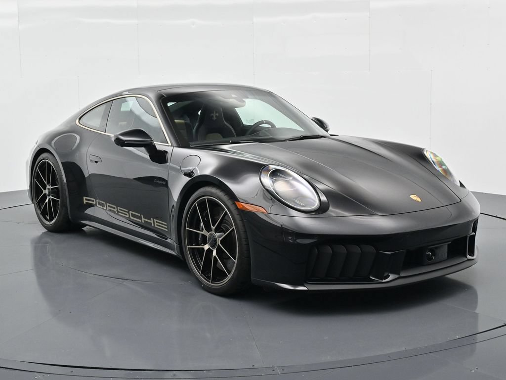 New 2026 Porsche 911 Carrera 4 GTS AWD/4WD image 9