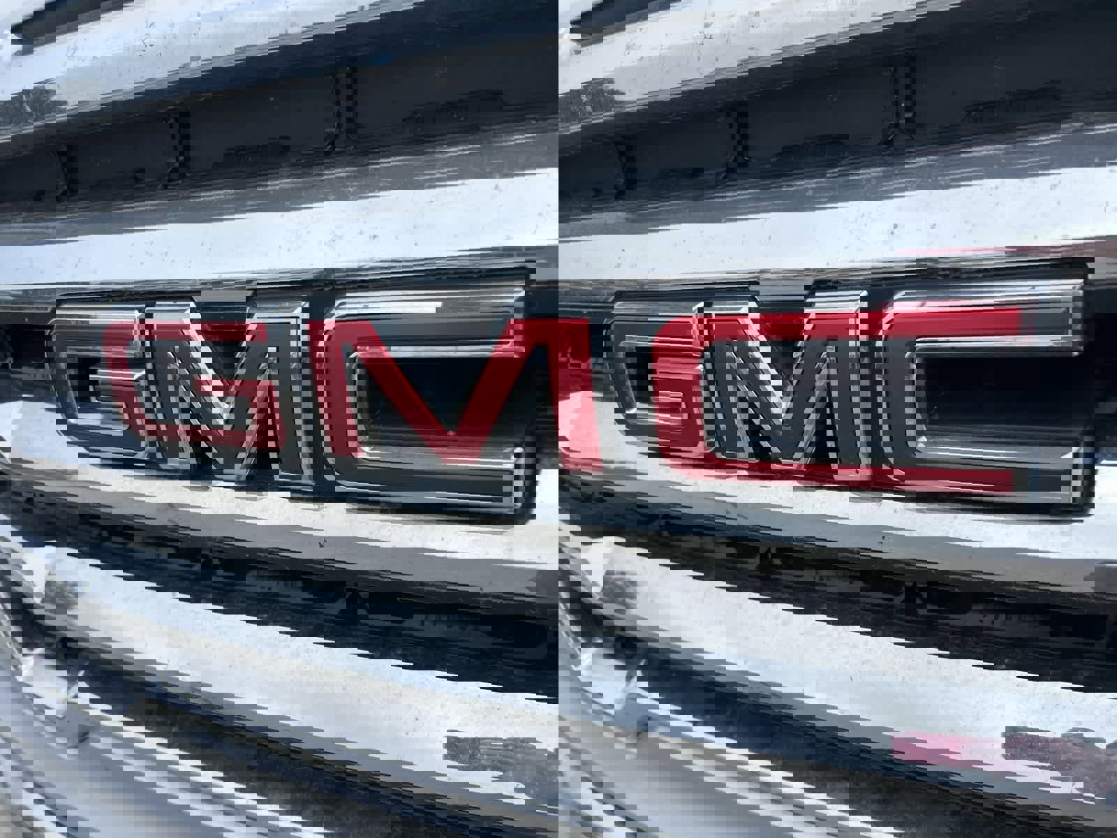 Used 2019 GMC Sierra 1500 SLE w/ SLE Value Package image 3