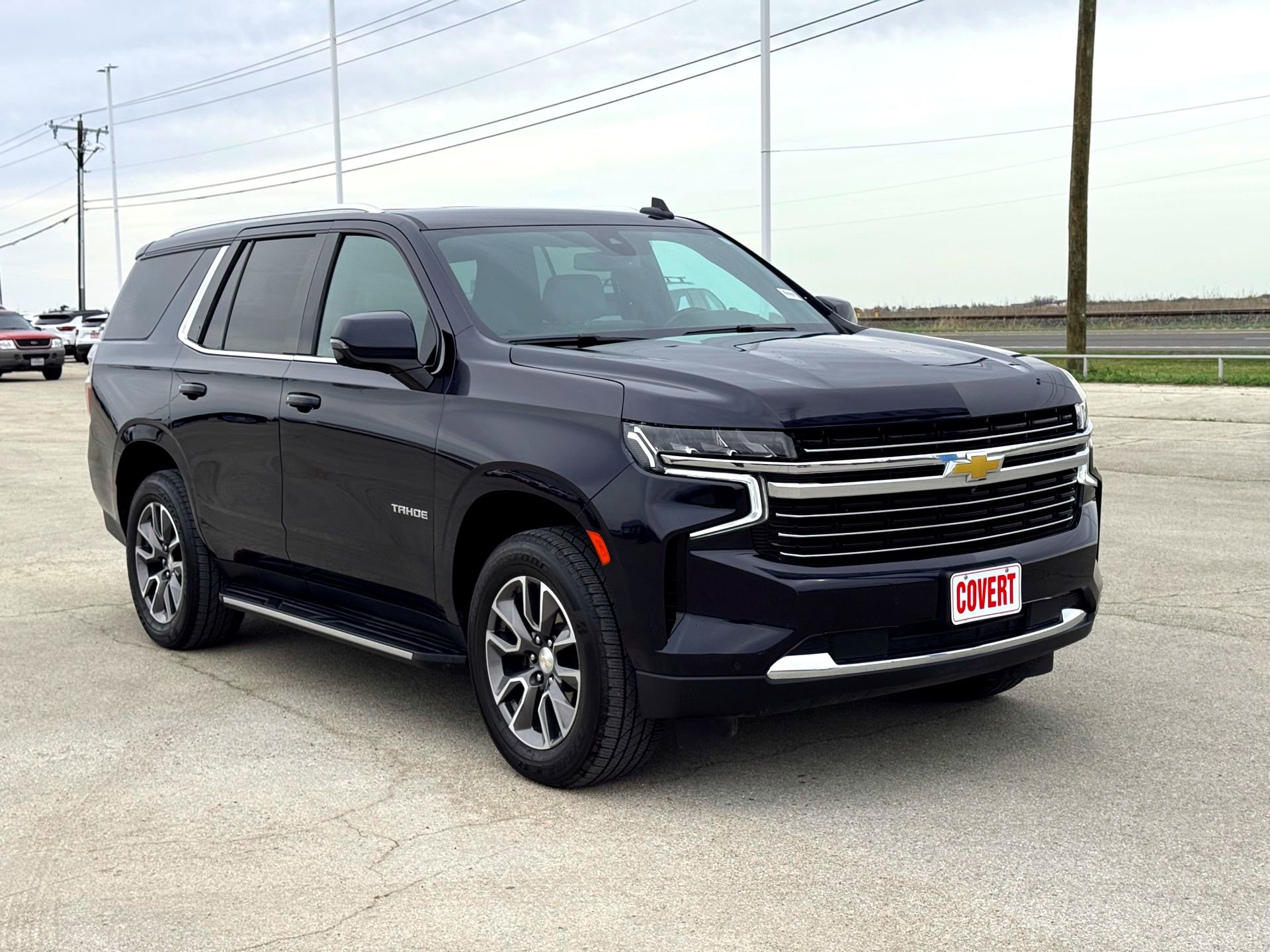 Used 2022 Chevrolet Tahoe LT w/ Luxury Package image 4