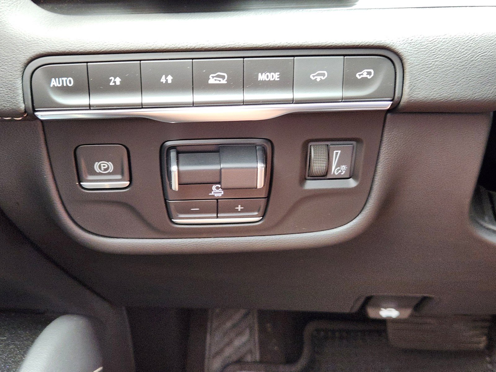 Certified 2023 Cadillac Escalade Premium Luxury w/ Performance Package AWD/4WD image 20