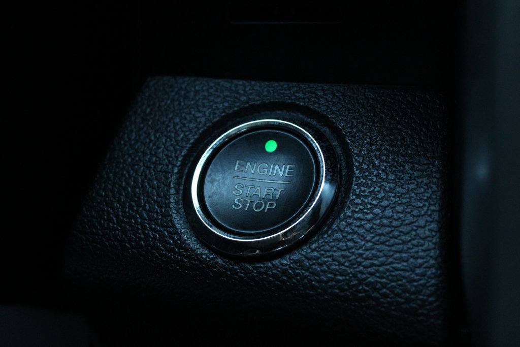 Used 2015 Ford F150 Lariat w/ Equipment Group 502A Luxury AWD/4WD image 14