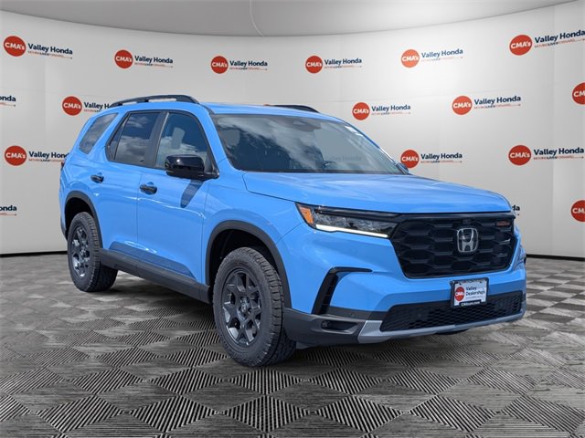 New 2025 Honda Pilot TrailSport image 3