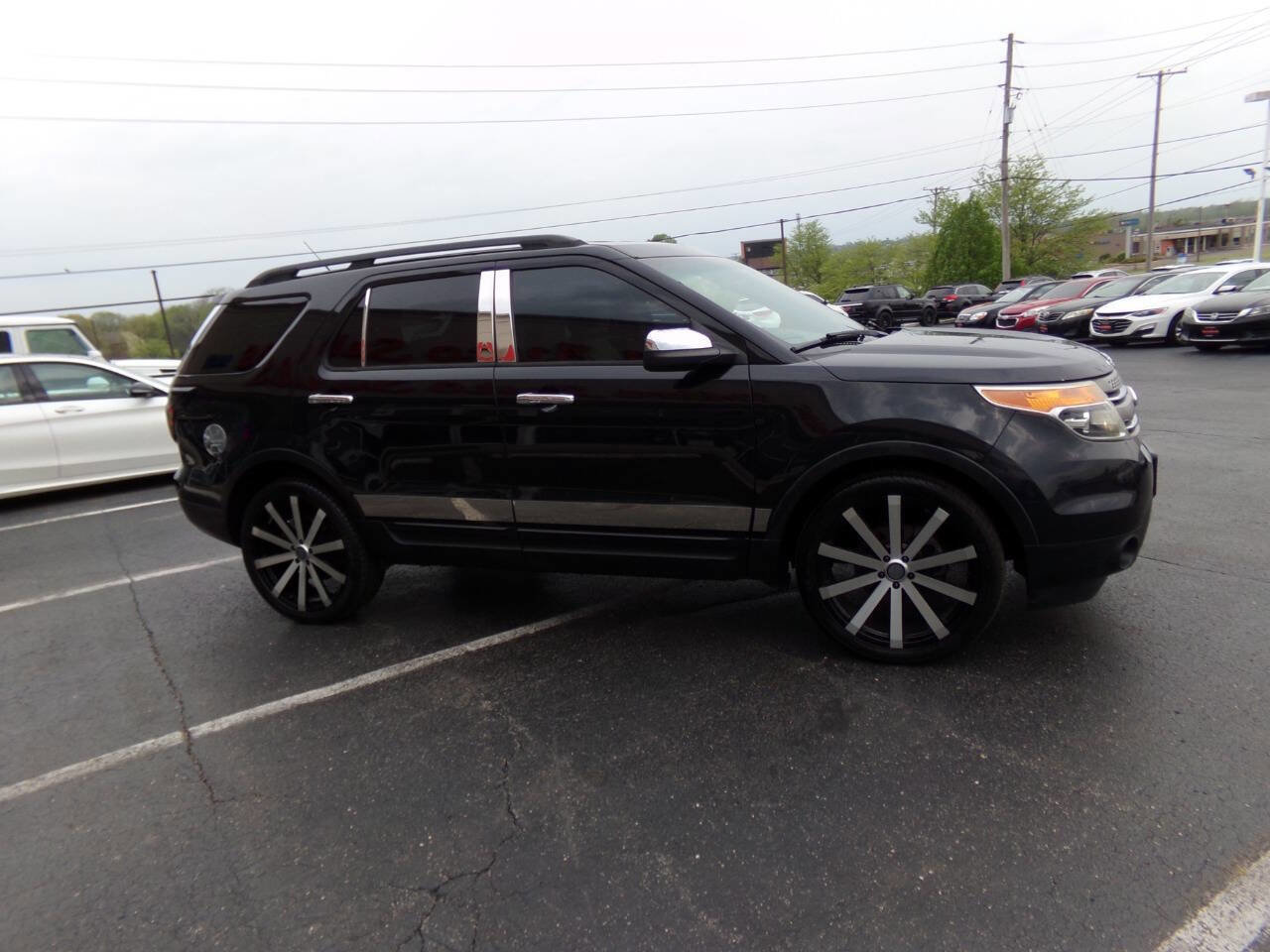 Used 2013 Ford Explorer FWD image 3