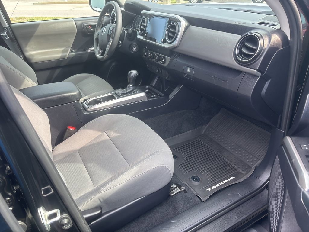 Used 2020 Toyota Tacoma SR5 image 8