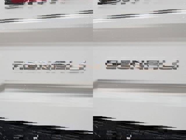 Used 2022 GMC Sierra 2500 Denali AWD/4WD image 7