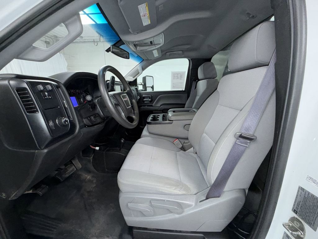 Used 2017 GMC Sierra 3500 4x4 Regular Cab w/ Sierra Convenience Package image 3