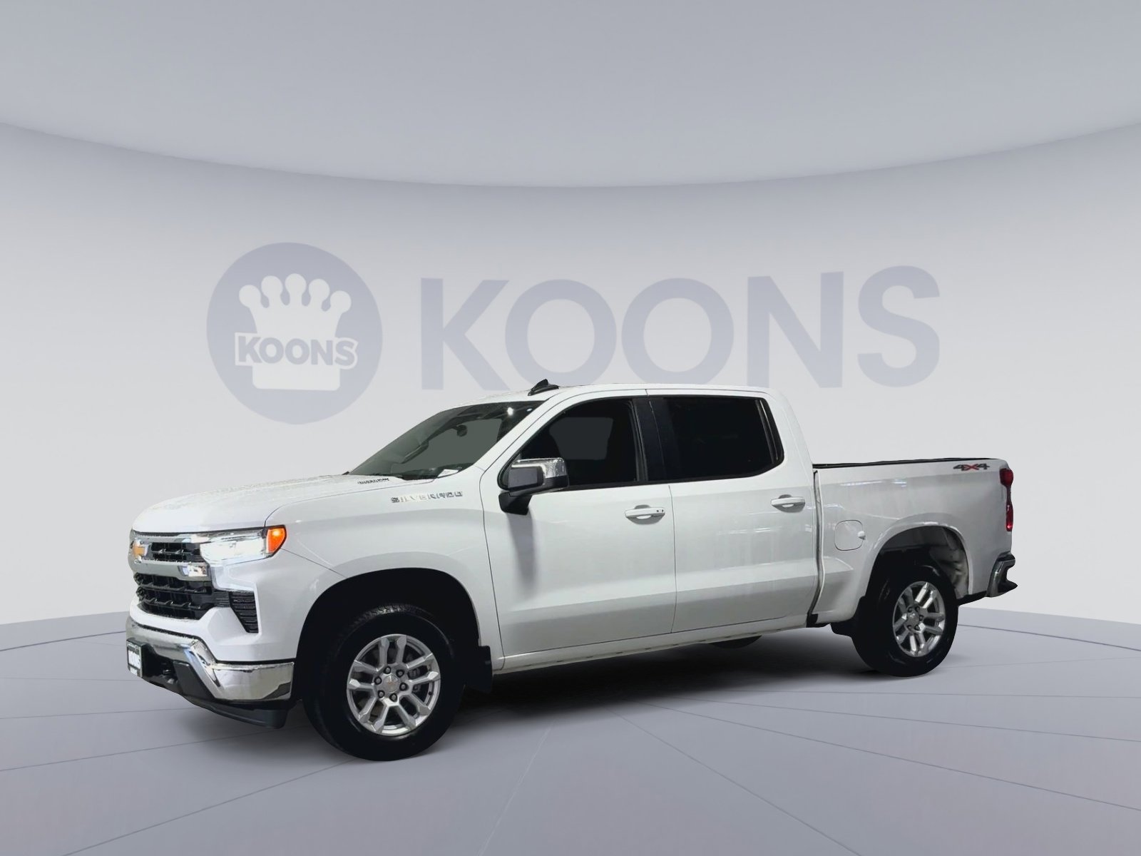 Used 2025 Chevrolet Silverado 1500 LT AWD/4WD image 8