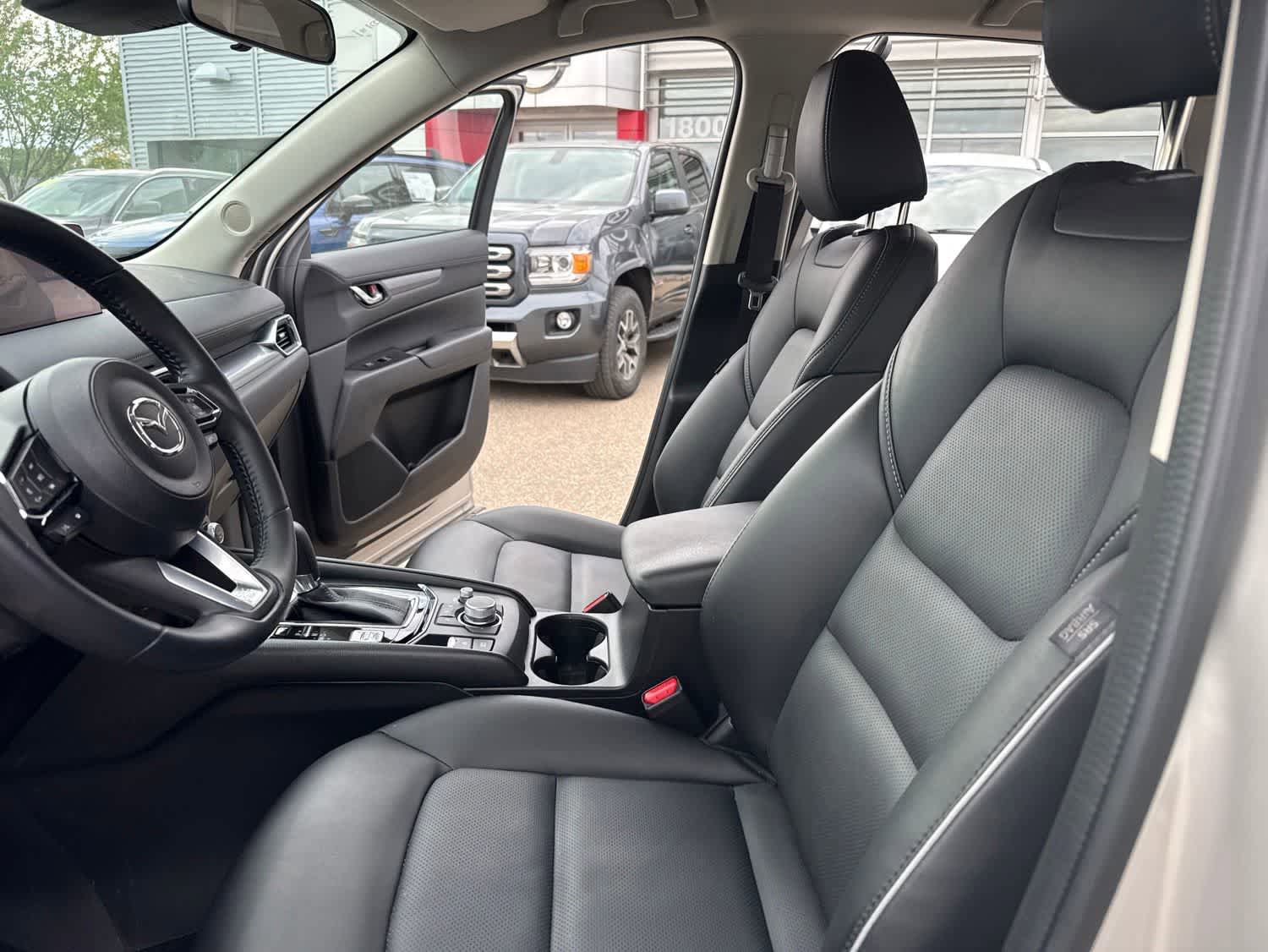 Used 2024 MAZDA CX-5 AWD 2.5 S w/ Select Package image 23