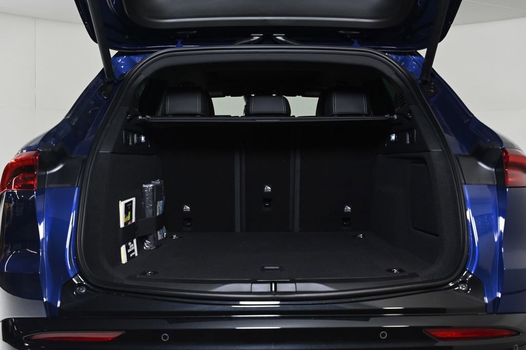 New 2025 Maserati Grecale Modena image 23