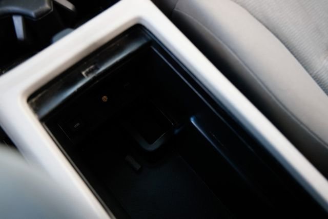 Used 2014 Honda CR-V LX image 40