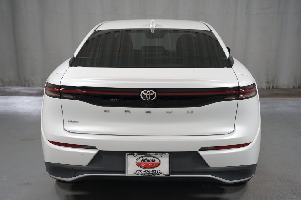 Certified 2023 Toyota Crown AWD/4WD image 7
