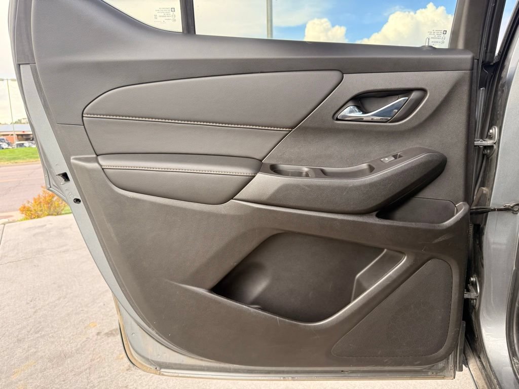Used 2020 Chevrolet Traverse LT AWD/4WD image 22