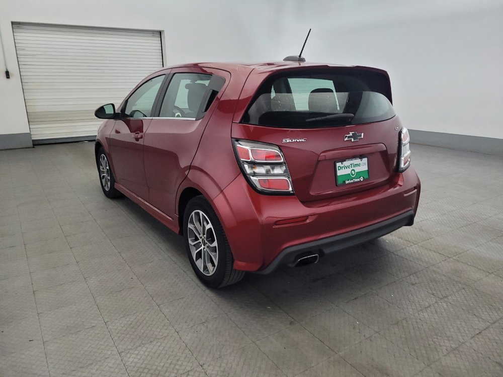 Used 2018 Chevrolet Sonic LT FWD image 5