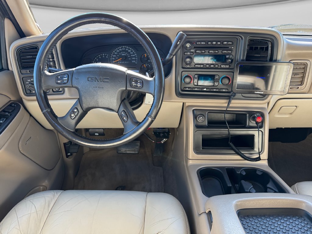 Used 2006 GMC Yukon SLT w/ SLT Preferred Equipment Group AWD/4WD image 21