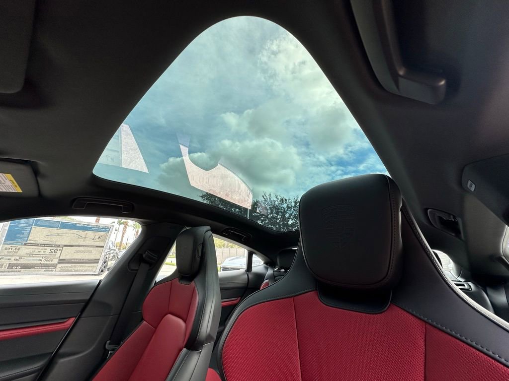 Used 2026 Porsche Taycan image 25