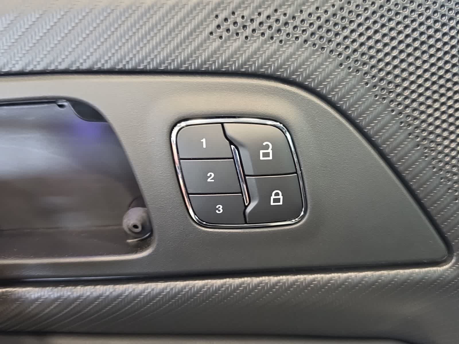 Used 2025 Ford Mustang GT Premium RWD image 17