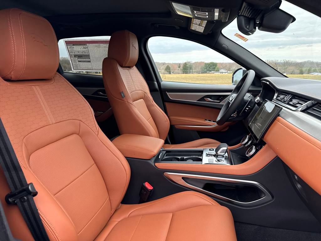New 2026 Jaguar F-PACE R-Dynamic S image 16