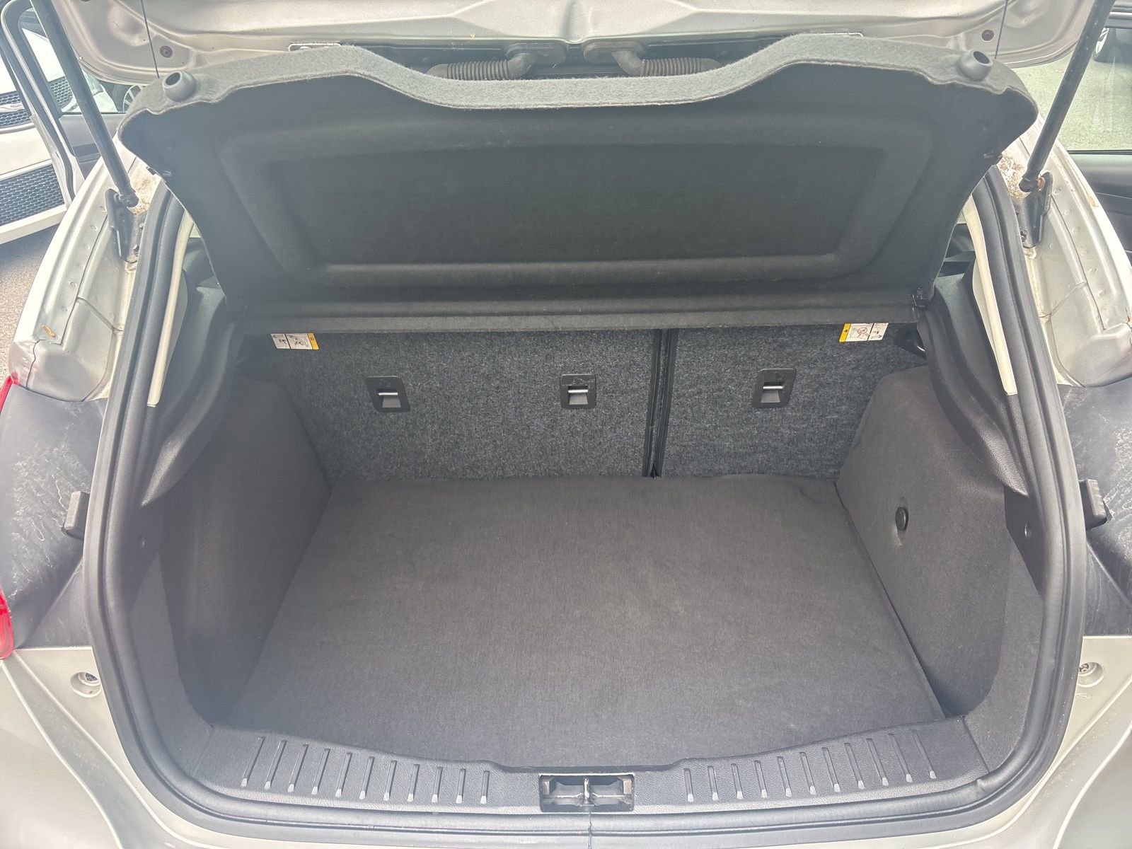 Used 2015 Ford Focus SE FWD image 15