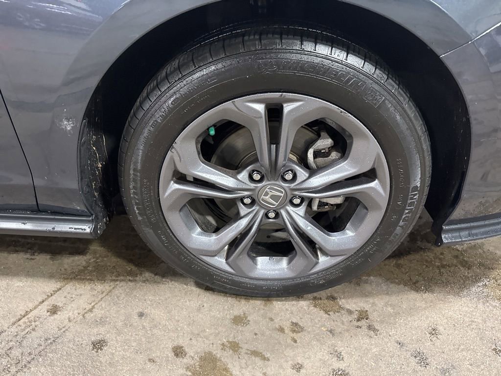 Certified 2023 Honda Accord EX image 15