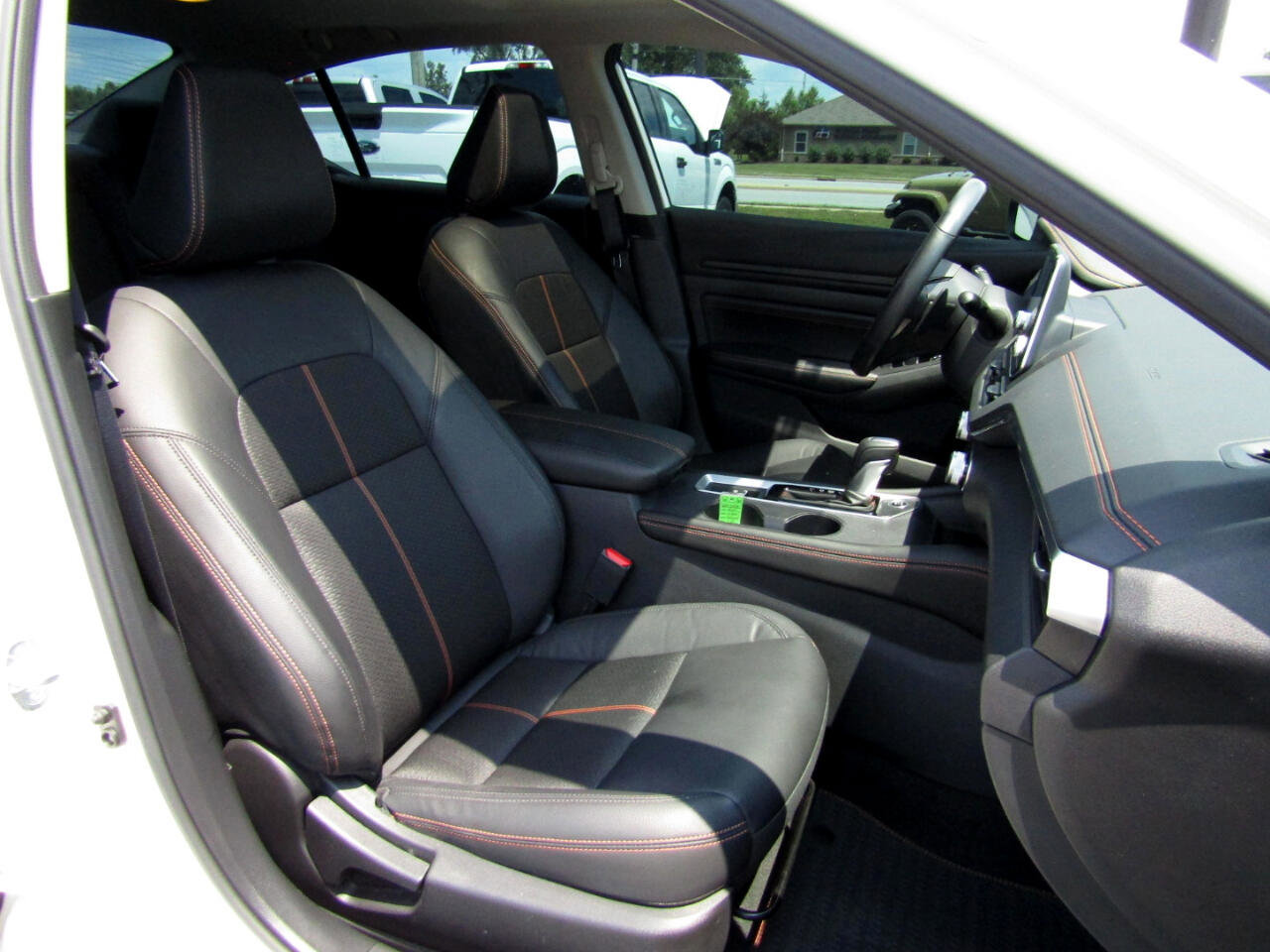 Used 2021 Nissan Altima 2.5 SR w/ SR Premium Package image 29