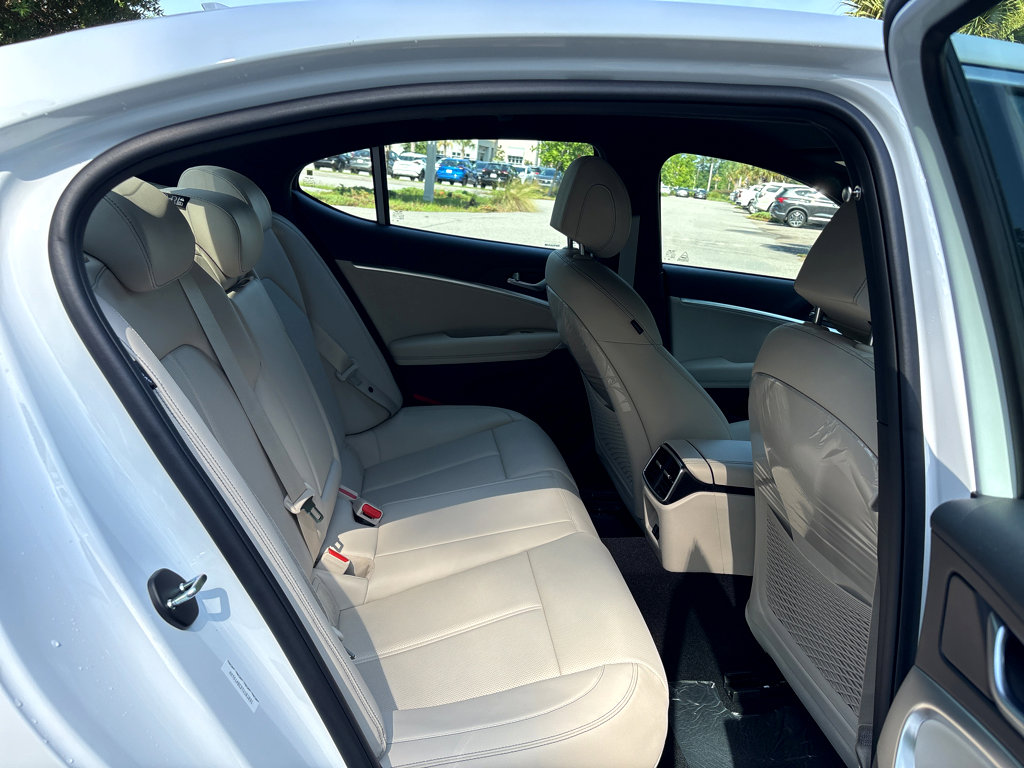 New 2026 Genesis G70 2.5T image 21